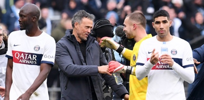 Psg : Arnau Tenas, le Gardien au Potentiel Étonnant en Route pour une Prolongation