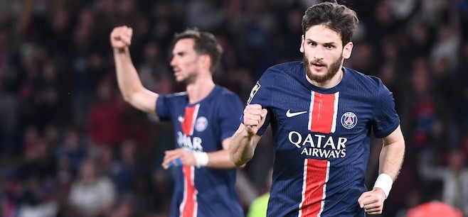 PSG Remporte Son 13e Titre de Ligue 1 : Victoire Éclatante 3-1 Contre Auxerre