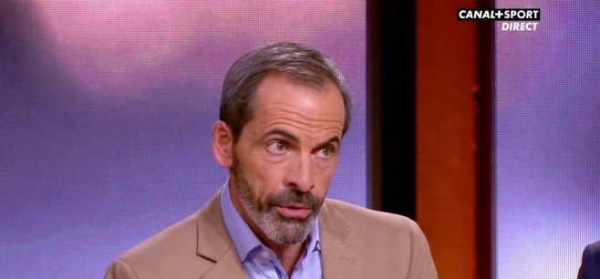 Emiliano Martinez : Le Gardien Controversé que la France Déteste Aimer